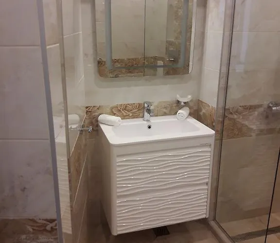 Апартаменты Shishkova 3 *