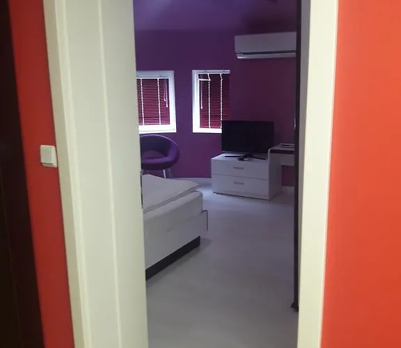 Shishkova 3 Апартаменты *