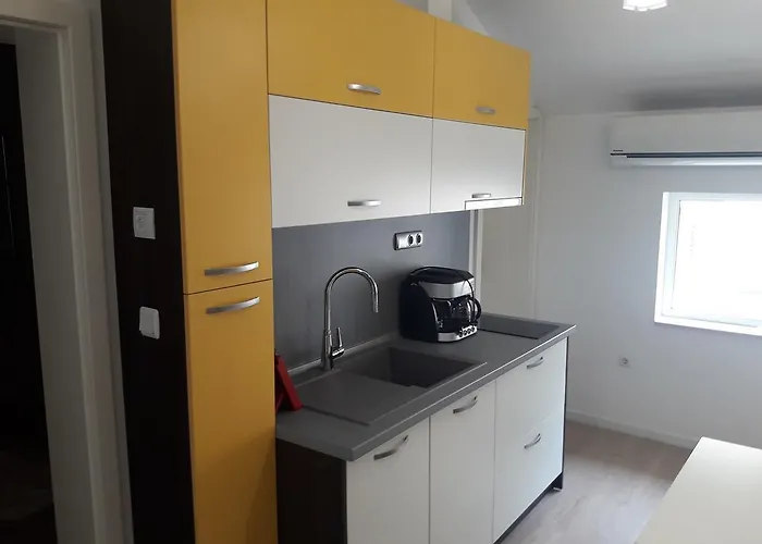 Shishkova 3 Апартаменты *